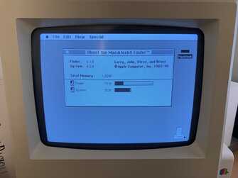 screenshot of macintosh showing 1024K RAM